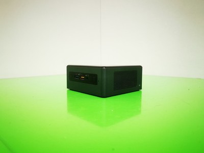 Intel NUC8i3BEH Mini PC - i3-8109U 3,0GHz, 8GB RAM, 240GB SSD, Windows 11
