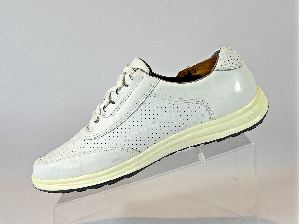 SAS Sporty Lux Women's Size 9.5W Shoes White Perf Comfort Walking Orthotic - Image 2 of 4