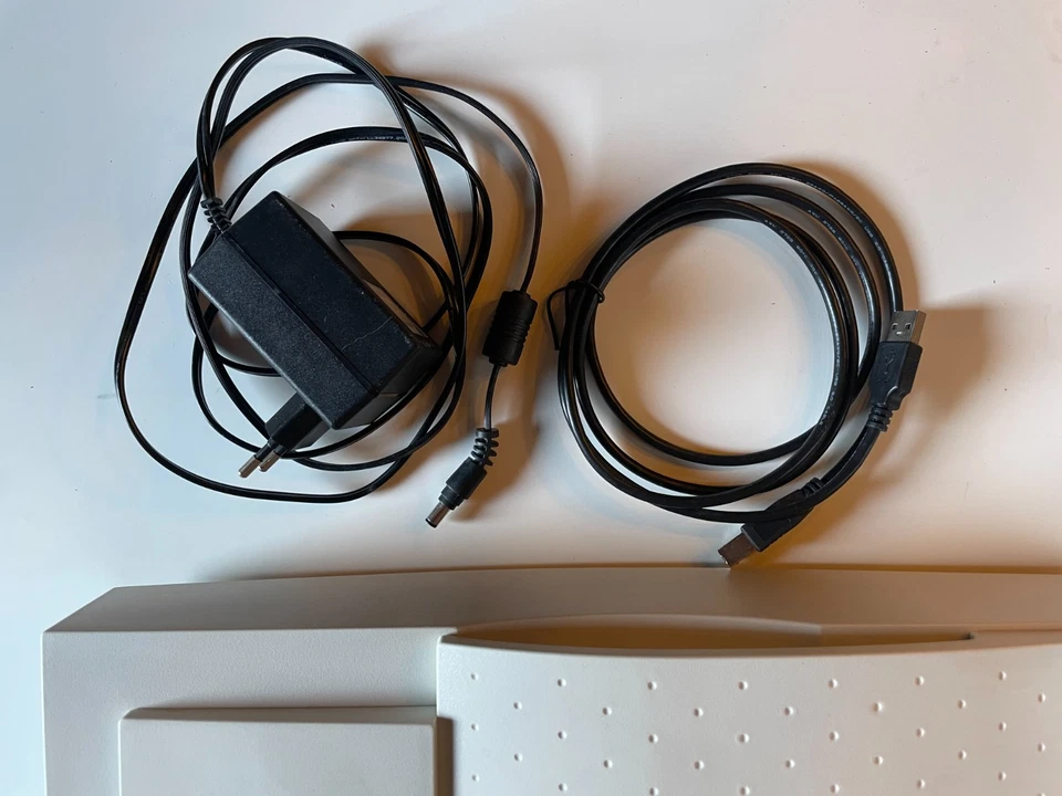 Mustek ScanExpress A3 297x431.8mm USB Scanner 300x600dpi max 9600x9600 dpi - Immagine 3 di 4