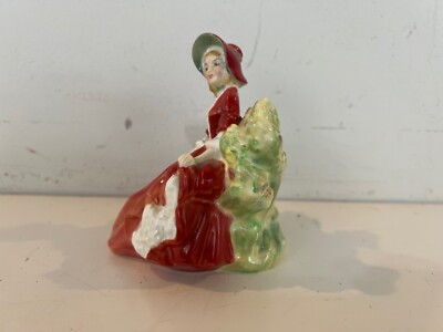   ロイヤルドルトンLydia Vintage Royal Doulton Figurine Porcelain “Lydia” English HN 1908