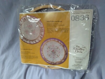Creative Circle #0836 Ruffles and Roses Vintage 1984 Kit Brand New
