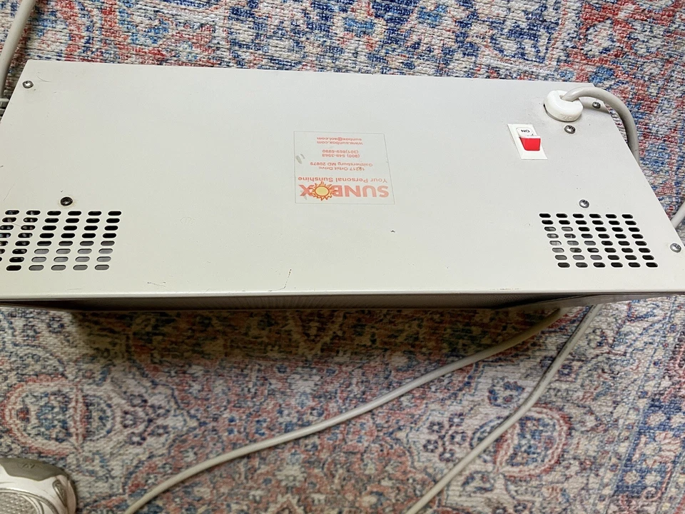 SunBox Company Sunlight Jr. Светодиодная терапия ярким светом / слегка б/у - Изображение 2 из 3