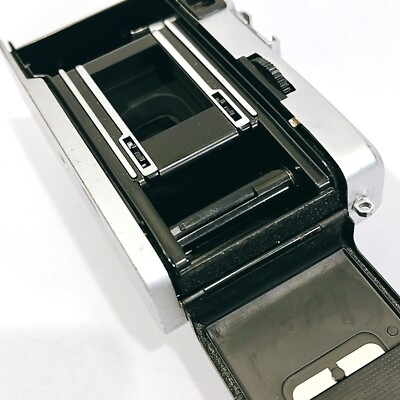 EXC+5] OLYMPUS Trip35 Silver Film Camera 40mm f2.8 Lens@CS SAKuRA