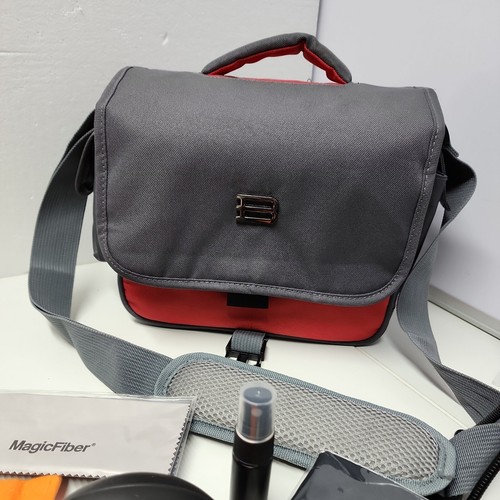 Camera Bag Sling style with kit! - Picture 3 of 15