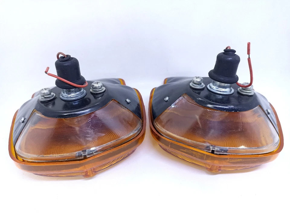 Conjunto de luces traseras amarillo Ford Pickup Trucks F100 F-100 1953 1954 1955 1956 Foto 3 de 4