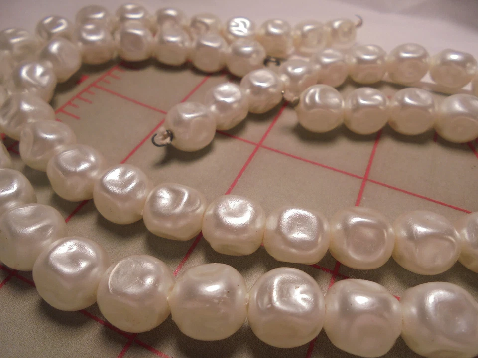 12 hebras 15" vintage barroco imitación perla abalorio 10 mm Japón plástico blanco perlado Foto 4 de 4