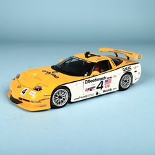 1/18 AUTOart 2004 24H Le Mans Class Winner Chevrolet Corvette C5R