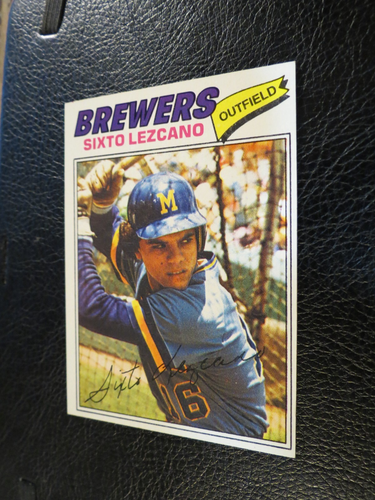 1977 TOPPS BASEBALL SET, #185 Sixto Lezcano, Milwaukee Brewers, EX