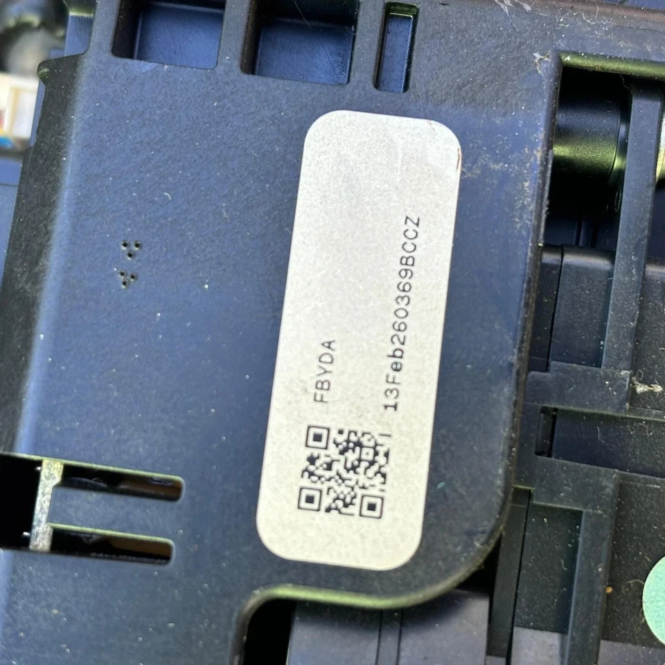 2011-2018 Volvo S60 V60 Cross Country Black Leather Steering Wheel Assembly OEM - Image 4 of 4