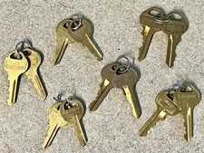 6 SETS OF CUT MASTER LOCK BRASS PADLOCK KEYS 12 KEY LOCKSMITH LOT PARTS USED
