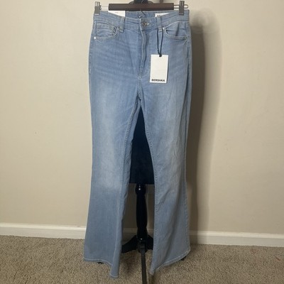 Bershka Women s High Rise Light Wash Stretch Flare Jeans Sz 4~NWT