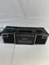 VTG MAGNAVOX AM/FM/CASETTE PLAYER D 8090/17 4 Speakers System