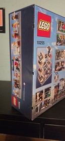 LEGO Creator Assembly Square 10255 Sealed Retired Set Great Condition