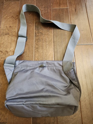 Lowepro Streamline 250 Gray Shoulder Strap Bag Purse Padded - Picture 13 of 13