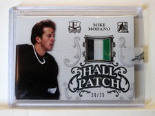 Mike Modano- 2016 Leaf Enshrined, Hall Patch 20/20 - Game-used/worn