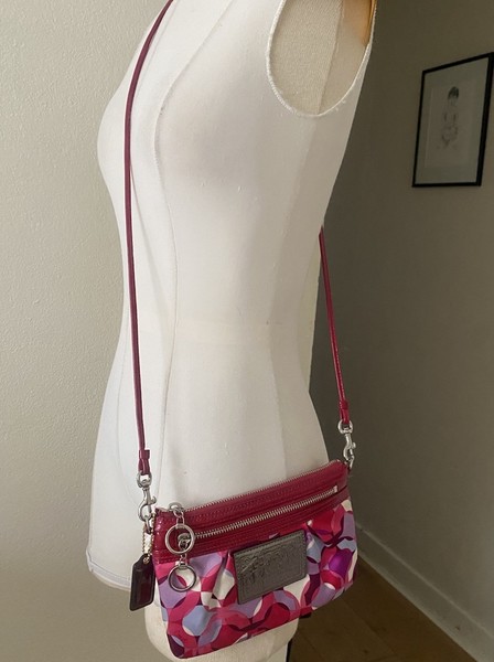 Vintage Y2K Coach Poppy Kaleidoscope Crossbody Bag White Pink 