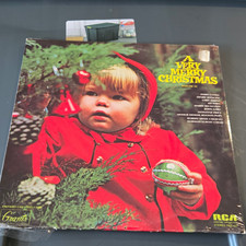 RCA A Very Merry Christmas Volume VI 12" Vinyl LP 33 RPM Stereo 1972 PRS-607