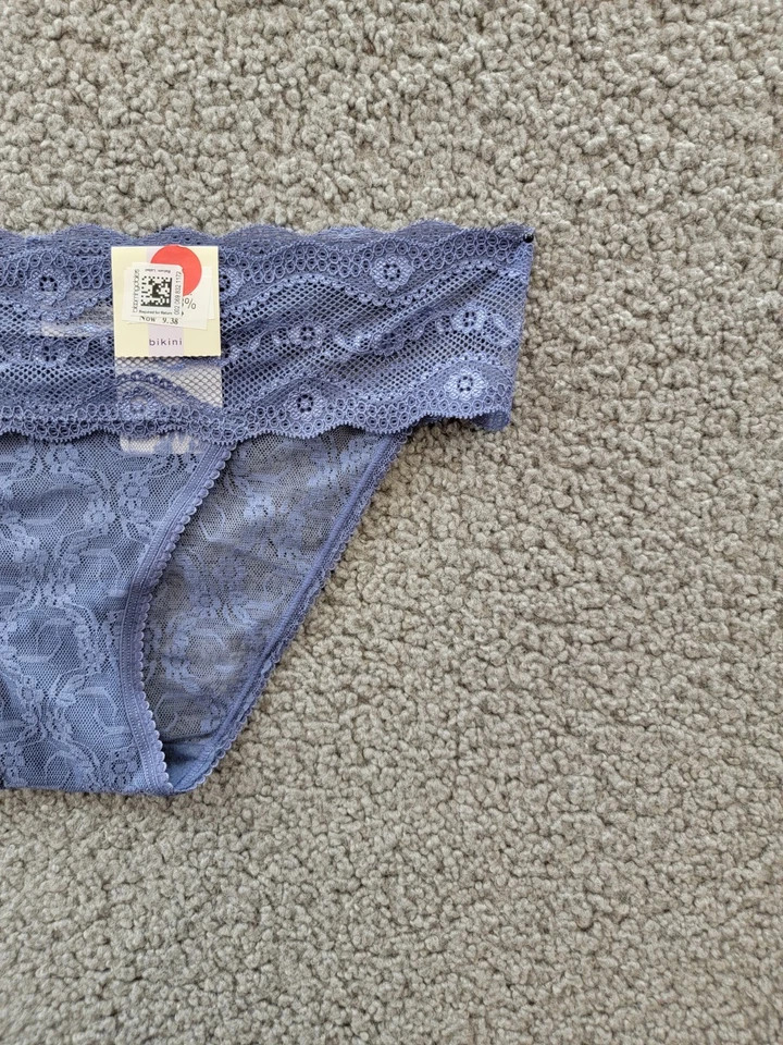 Ropa interior de bikini b.tempt'd by Wacoal beso de encaje para mujer 5-S azul índigo Foto 4 de 4