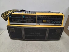 1980s Magnavox Radio Cassette  Player All Works D8300 Boom Box