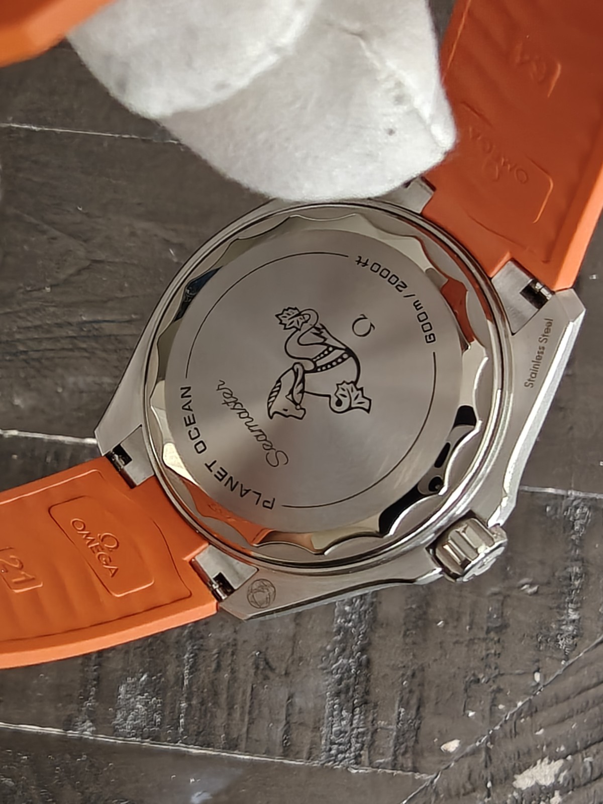 Omega Seamaster Planet Ocean 600M Steel Auto 42mm Orange 217.32.42.21.01.004 image 6