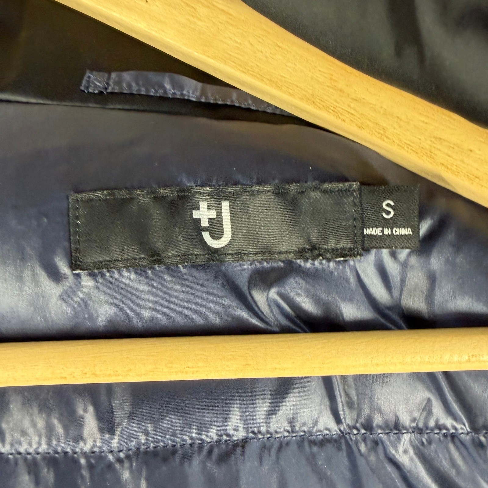 Uniqlo +J Jil Sander Down Short Coat Black Oversized Hooded Puffer Jacket Small image 4