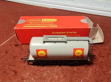 Hornby R020 Shell Tank  Wagon