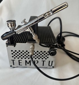 Temptu Pro S-One Compressor SP-35 Airbrush with Extras Perfect For Modelling