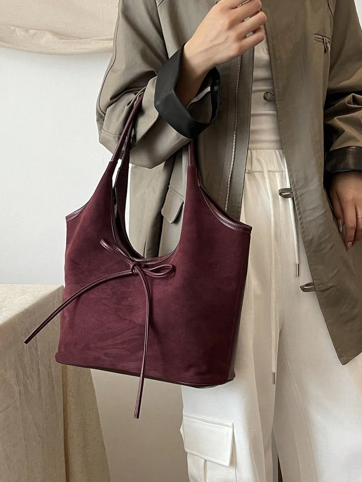 Bolso de Mano de Gamuza Vintage - Bolso de Hombro de Gran Capacidad con Letra en Relleno Foto 2 de 4