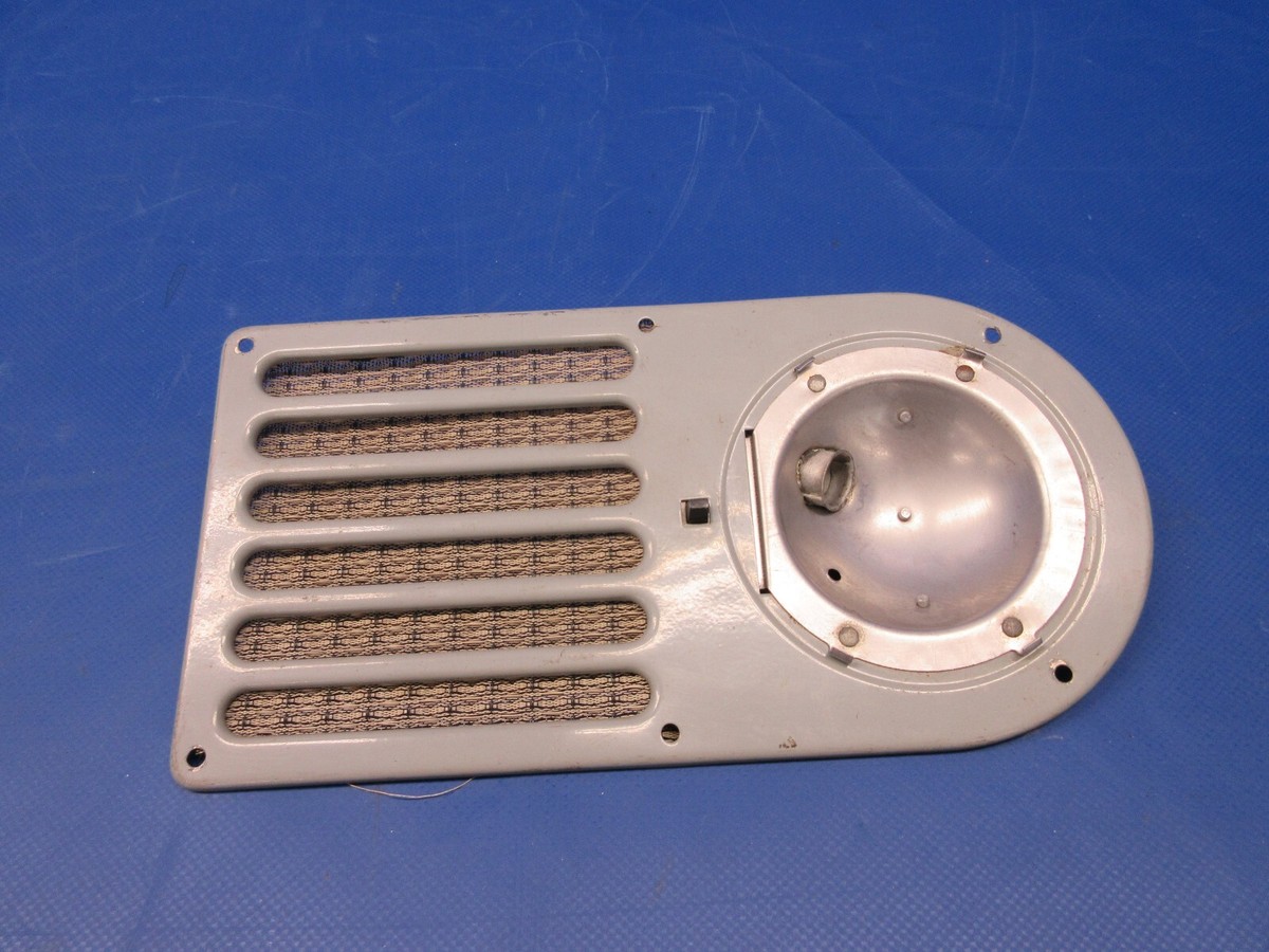 Piper PA22 Tri-Pacer Dome Light and Speaker Grill Assy P/N 12702