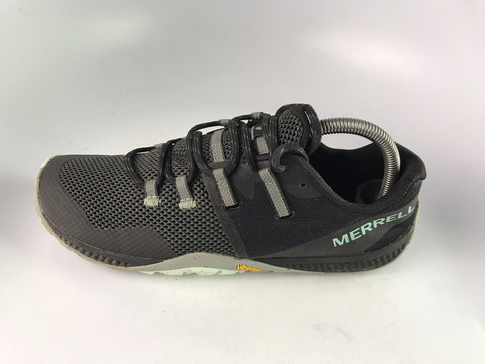 Sneakers da corsa Merrell da donna guanti da trail 6 J135384 nere taglia 9 us