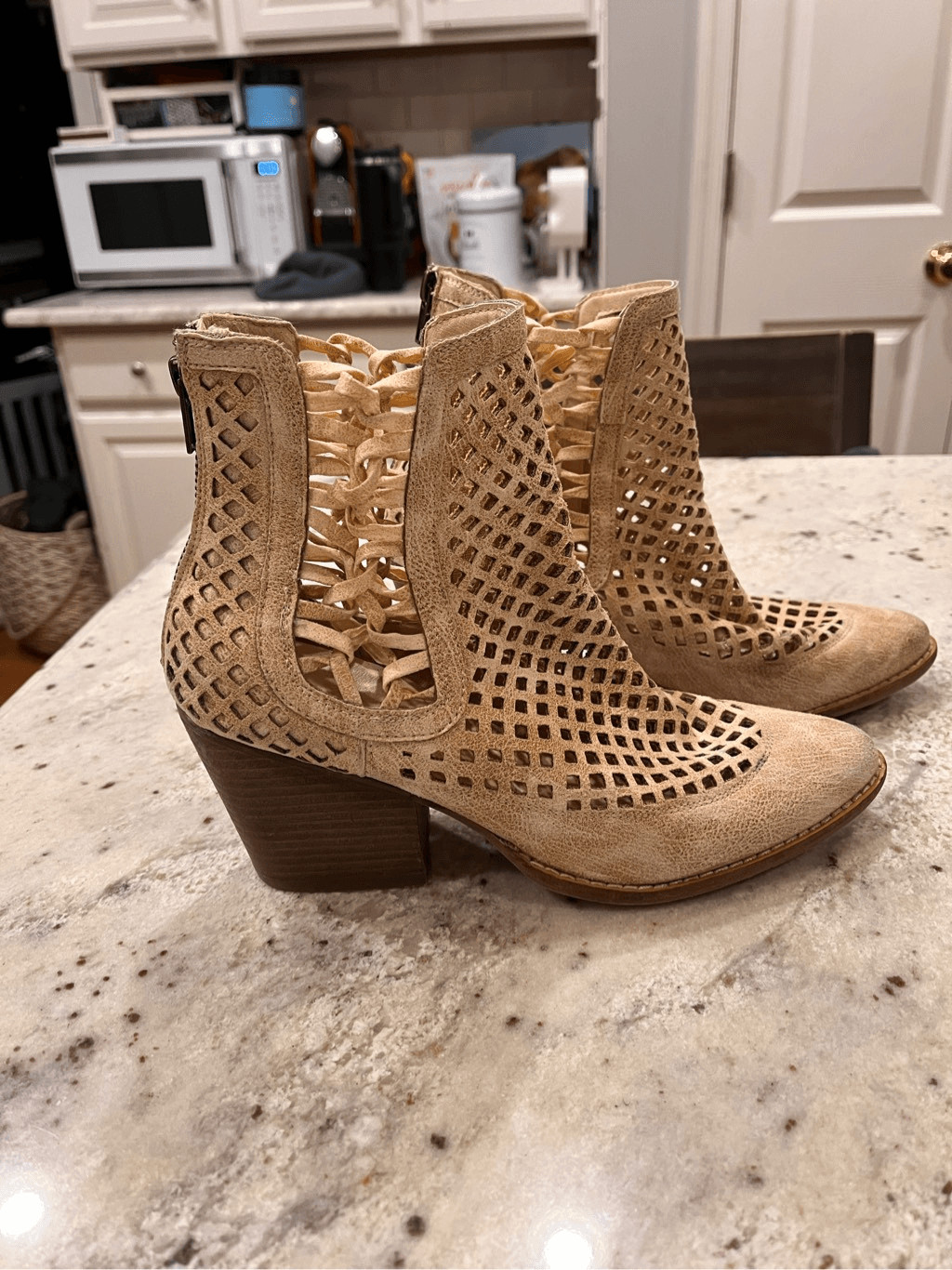 Coconuts by Matisse Mosey Tan Boho Western Booties sz… Gem