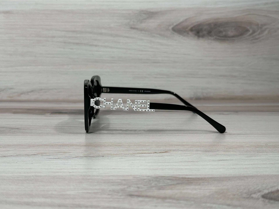 Chanel 5422B Polarized Black & White Square Sunglasses 1026/S4 - Ships Now! - Image 4 of 4