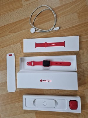 Apple Watch Series 8 (GPS)   41 mm - RED Aluminium   Sportarmband    OVP
