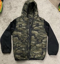 Boy s Under Armour Jacket Youth YXLG 16 Camo Puffer Vest Hooded Black