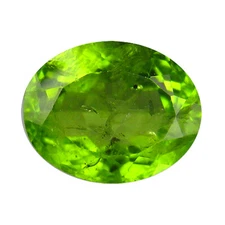 6.82Ct NATURAL GREEN PERIDOT GEMSTONE FROM PAKISTAN