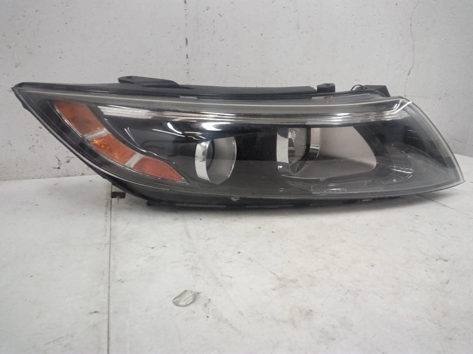 Faro derecho pasajero Kia Optima 2014 2015 mercado de Canadá | VIN 7 octavo dígito Foto 2 de 4