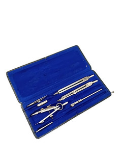 ANTIQUE COMPASS SET Collectable Drawing set in box