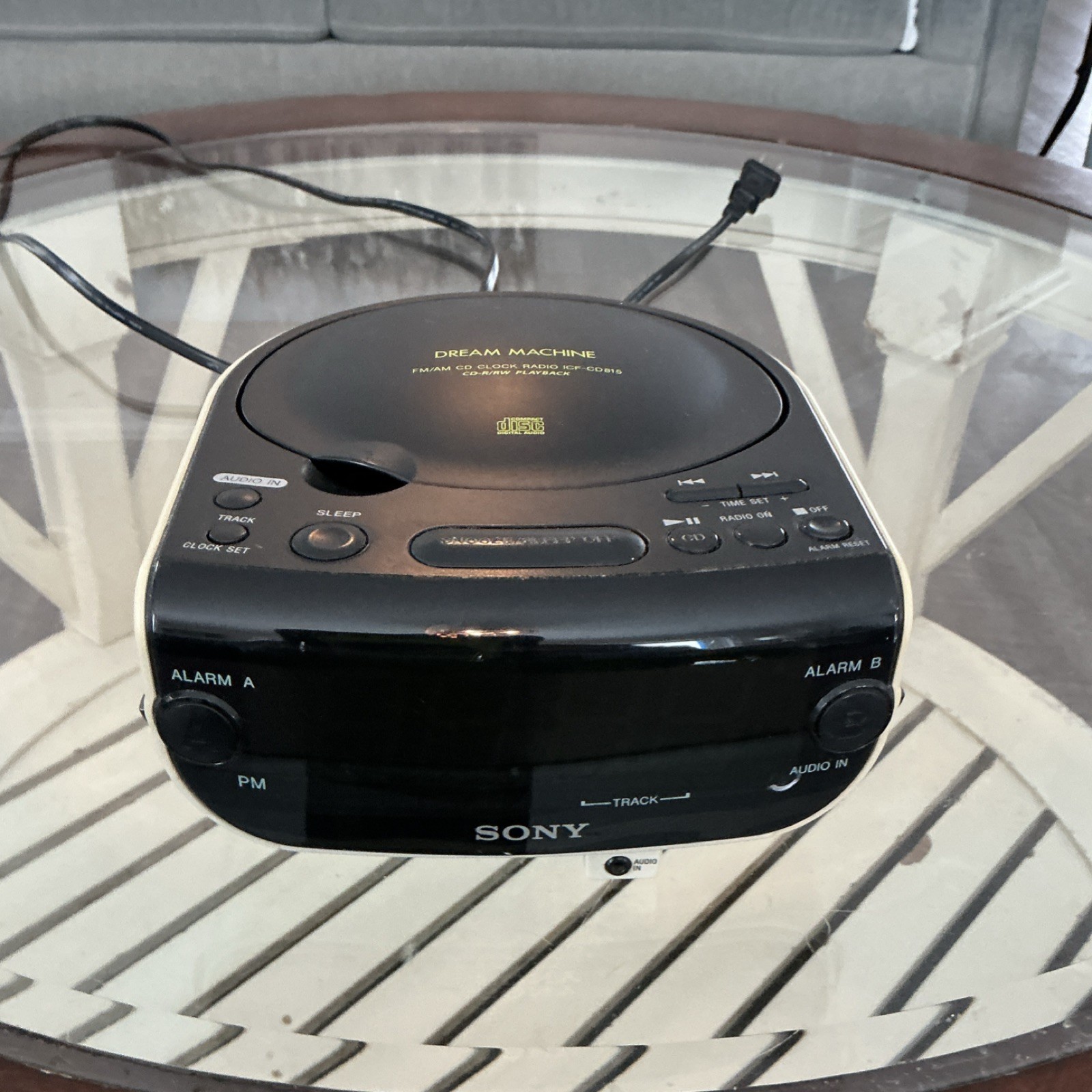 Radio Cd Player Dual Alarm Am/fm Black