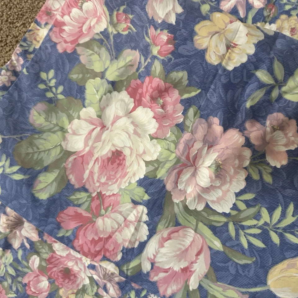 Vintage Sheridan Pillow Cases x 2 Blue Country Roses Percale EUC - Image 3 of 4