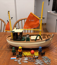 Playmobil vintage 3551 bateau de pêche Susanne avec 4 pêcheurs, chien et 40 poissons