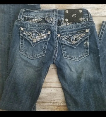 Jeans Miss Me Boot Cut Taille 26×34 - Occasion Très Bon état - Poches Décorées, Délavage