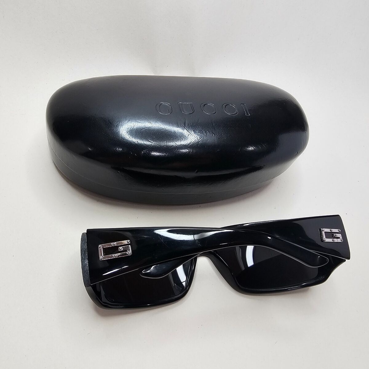 Gucci Sunglasses 1997 Vintage Black Wrap Retro Unisex GG Gucci Sunglasses 1997 Vintage Black Wrap Retro Unisex GG