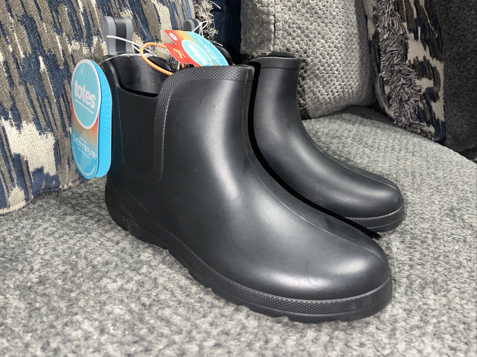 Totes Everywear Men's Black Slip Rubber Waterproof Rain Ankle Boots 9