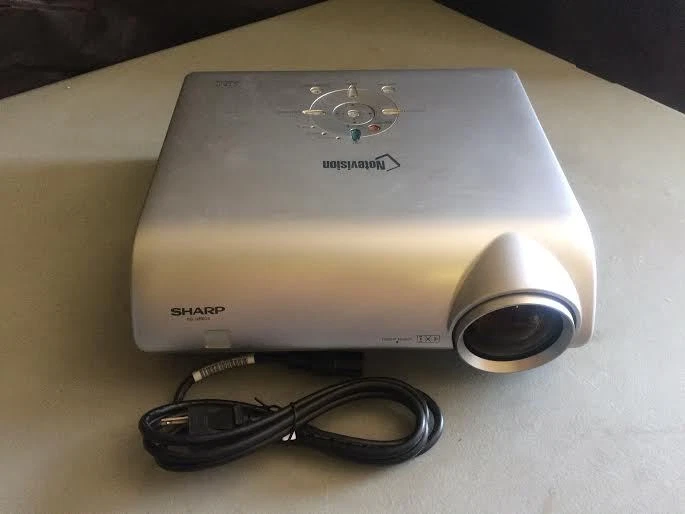 SHARP PG-MB60X PORTABLE DLP PORTABLE PROJECTOR WORKS GREAT!! CLEAR IMAGE!! - Image 2 of 3