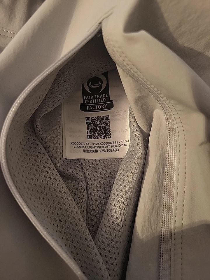 Arcteryx Gamma Lightweight Hoody -Men’s Large; Color White To Cream - Image 4 of 4