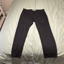 Amazon Essentials Men’s Black Dress Pants 34x30 Slim Fit Flat Front Chino