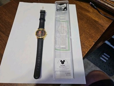 Disneyland Watch Time Works Pirates Of The Caribbean Special Edition New Battery