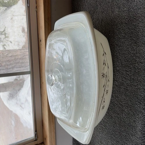 Pyrex Baking Dish Vintage 4 Inches Tall 13 Inches Long 8 Inches Wide