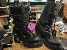 New Rock Skull M-8373-S1 Mid