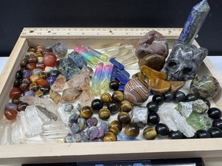 2lbs 13ozs MIXED LOT Skulls Tower Sphere Crystals Rough Gobi Pakistan/China